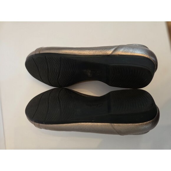 Clarks Collection Womens Gold Metallic Ballet Flats Size 8M - Picture 7 of 7